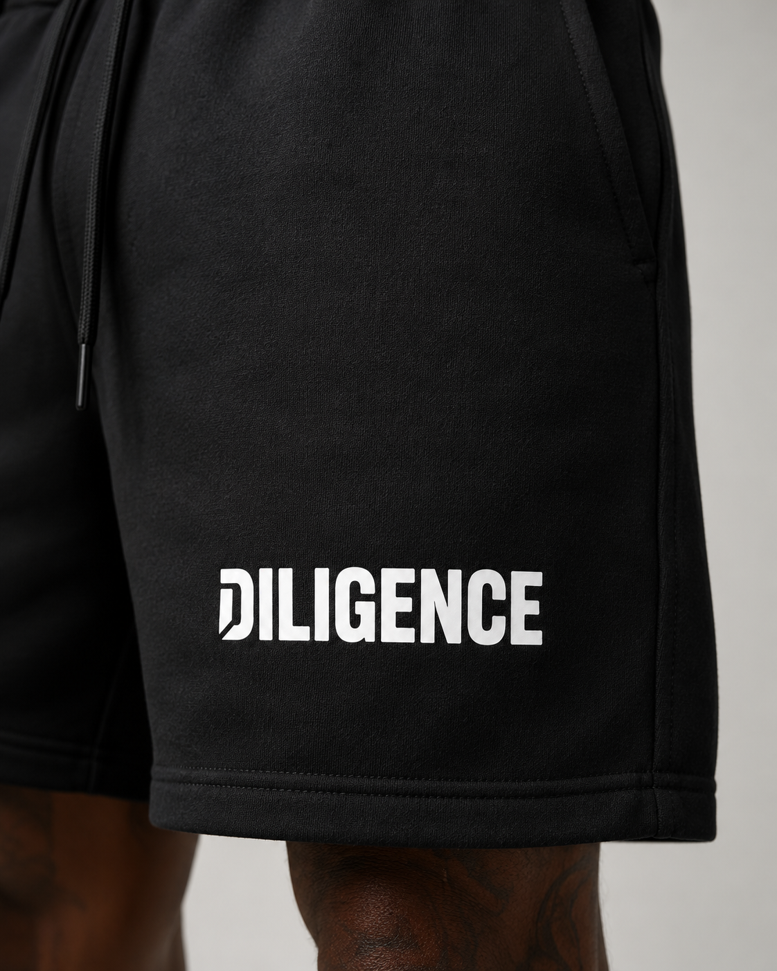 DILIGENCE ESSENTIAL SWEAT SHORTS
