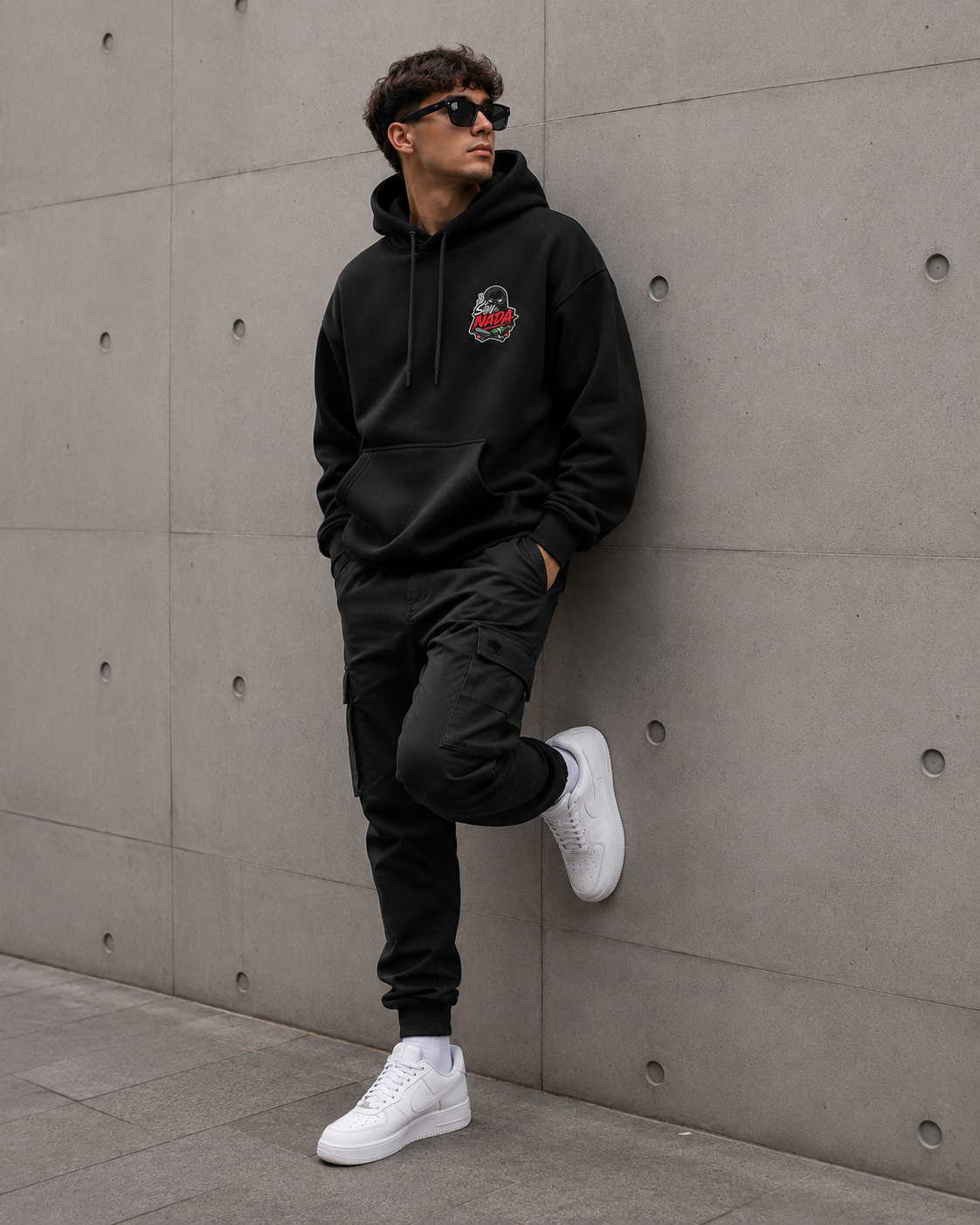 SAY NADA ESSENTIAL HOODIE